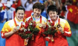 打球女生爆料视频大全集,揭秘打球女生的魅力瞬间